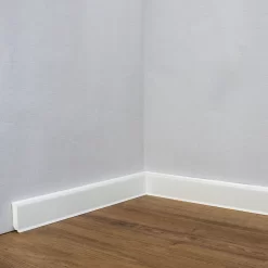 Plinthe En PVC à Lèvre Souple étanche | Savona | 40 X 13 Mm | Lisse | Blanc 10 Plinthe En PVC à Lèvre Souple étanche | Savona | 40 X 13 Mm | Lisse | Blanc -Décoratif Soldes 12 40G 5 scaled