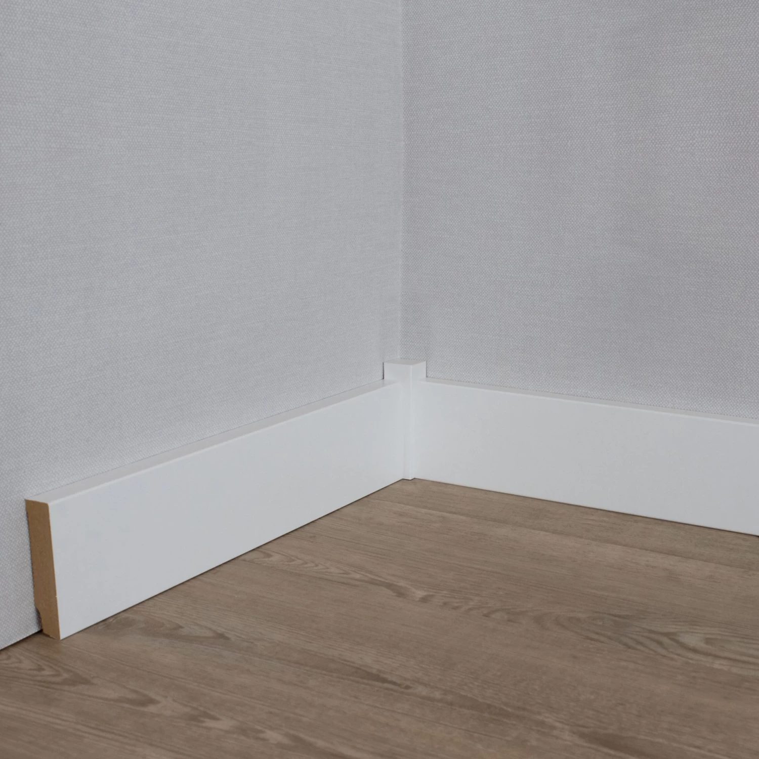 Plinthe (MDF Mélaminé / 721.1670) - Blanc 4 Plinthe (MDF Mélaminé / 721.1670) - Blanc – Image 4