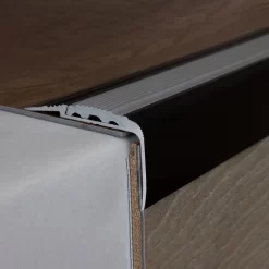 Nez De Marche | Cornière 27 Mm X 58 Mm | Aluminium Anodisé 25 Nez De Marche | Cornière 27 Mm X 58 Mm | Aluminium Anodisé -Décoratif Soldes AUER0081 bronze dunkel5 2021