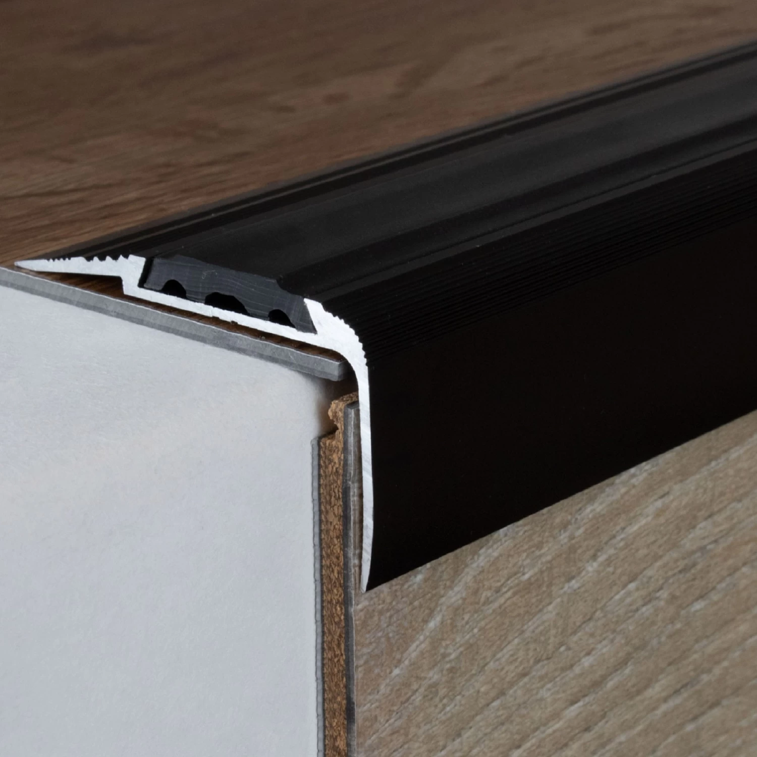 Nez De Marche | Cornière 27 Mm X 58 Mm | Aluminium Anodisé 1 Nez De Marche | Cornière 27 Mm X 58 Mm | Aluminium Anodisé