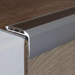 Nez De Marche | Cornière 27 Mm X 40 Mm | Aluminium Anodisé -Décoratif Soldes AUER0082 silber1 2021