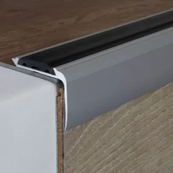 Nez De Marche | Cornière 27 Mm X 40 Mm | Aluminium Anodisé -Décoratif Soldes AUER0082 silber glatt 2021