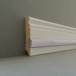 Plinthe Lumineuse (MDF Mélaminé / 719.080L) - Blanc